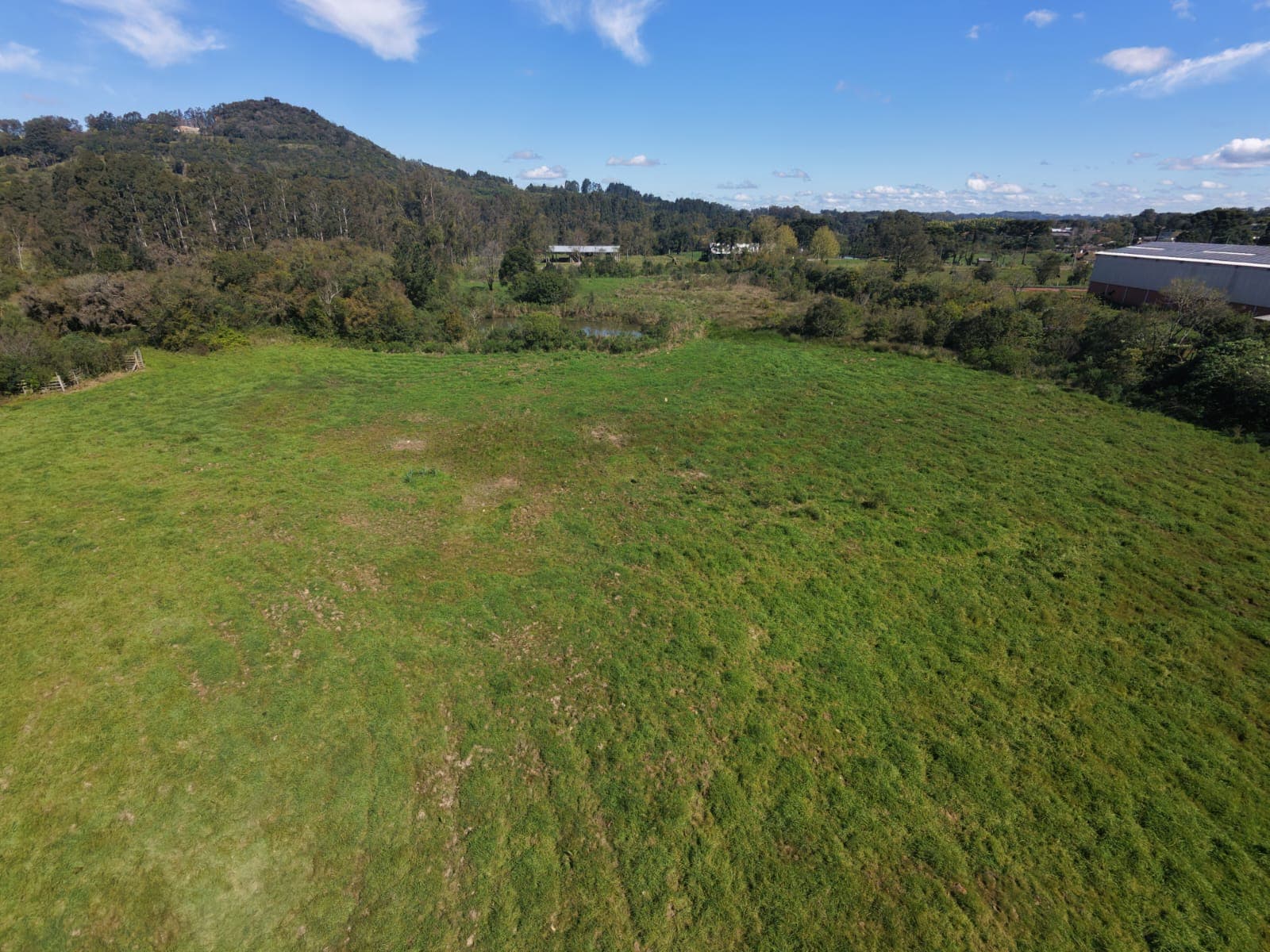 Área Plana Exclusiva de 2 Hectares em Serra Grande